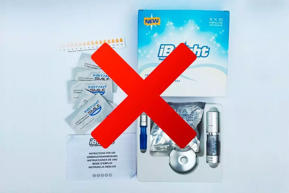 Peligros de blanqueamiento dental casero Murcia